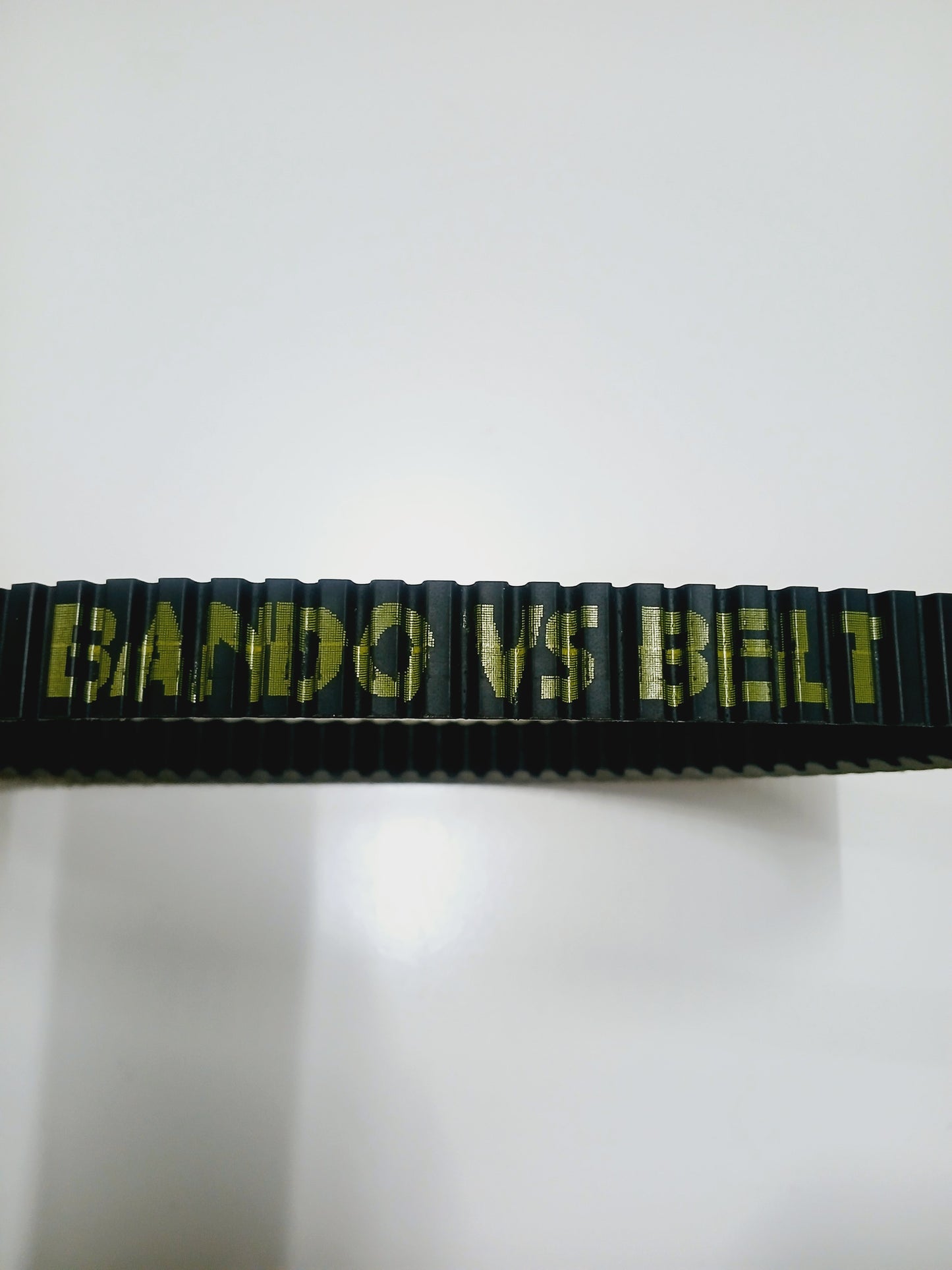COURROIE DE TRANSMITION YAMAHA X-MAX 300 LA MARQUE BANDO 100% MADE IN JAPAN