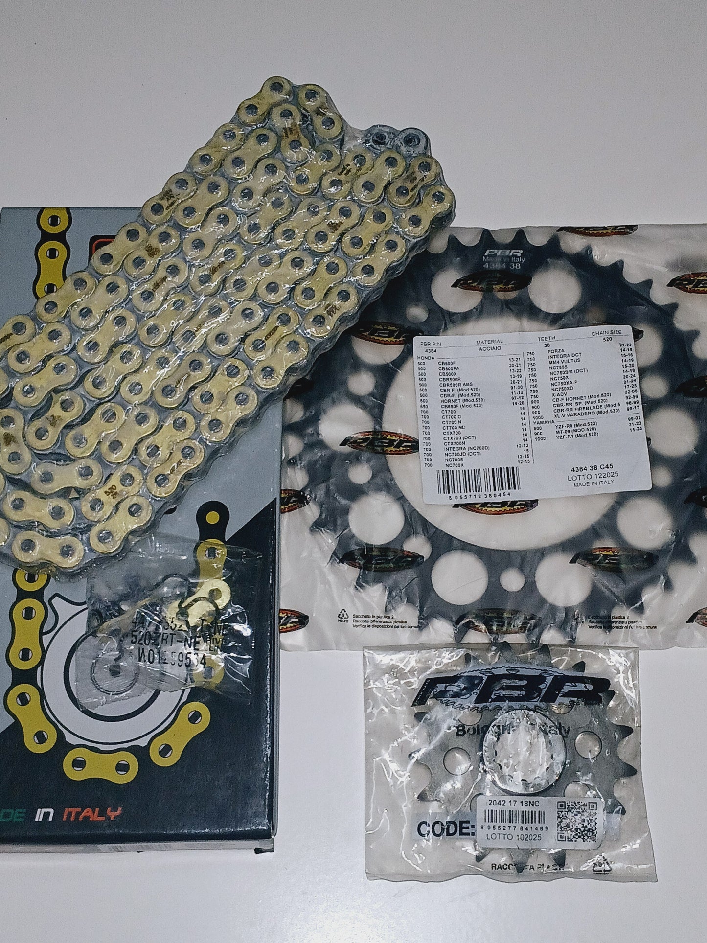 SPROCKETS KIT (ITALIAN CHAIN) FOR X-ADV 750, FORZA 750 (17-26)